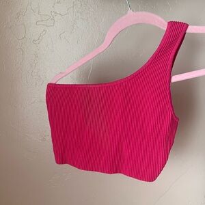 Aritzia Babaton one shoulder crop top